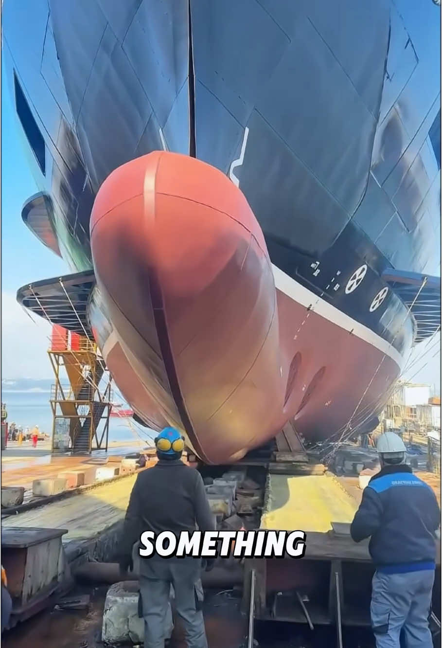 “Do you know the function of a bulbous bow?”#tiktok #viral #trivia #foryou 