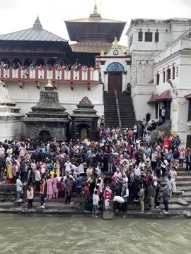 विर सहिद, अमर रहोस् 🇳🇵  सहिदको सपना, पुरा होस् 🇳🇵  हार्दिक श्रद्धाञ्जली 🕊️ (भाद्र २३ को आन्दोलनमा सहिद हुनुभएको)😓