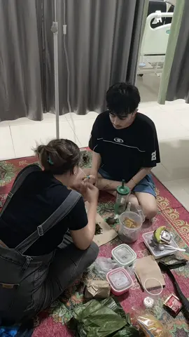 Apa apa harus berdua