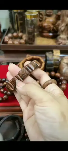 Vòng Tay Gỗ Thơm Nu Ngọc Am#vongtay #trangsuc ##phongthuy #tramhuong #xuhuong 