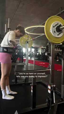 👧🏼❤️‍🩹 #CapCut #gym #impress 