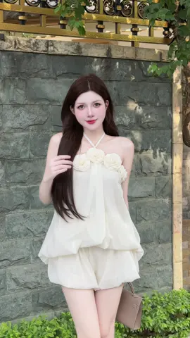 Set áo kèm cv e đang sẵn màu kem hot hit ạ#xuhuong #xuhuongtiktok #fyp #trangbaly #flypシ 