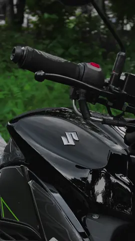Fi 🫶🏻 #foryou #vairal #gixxer #bdtiktokofficial #fi @TikTok 