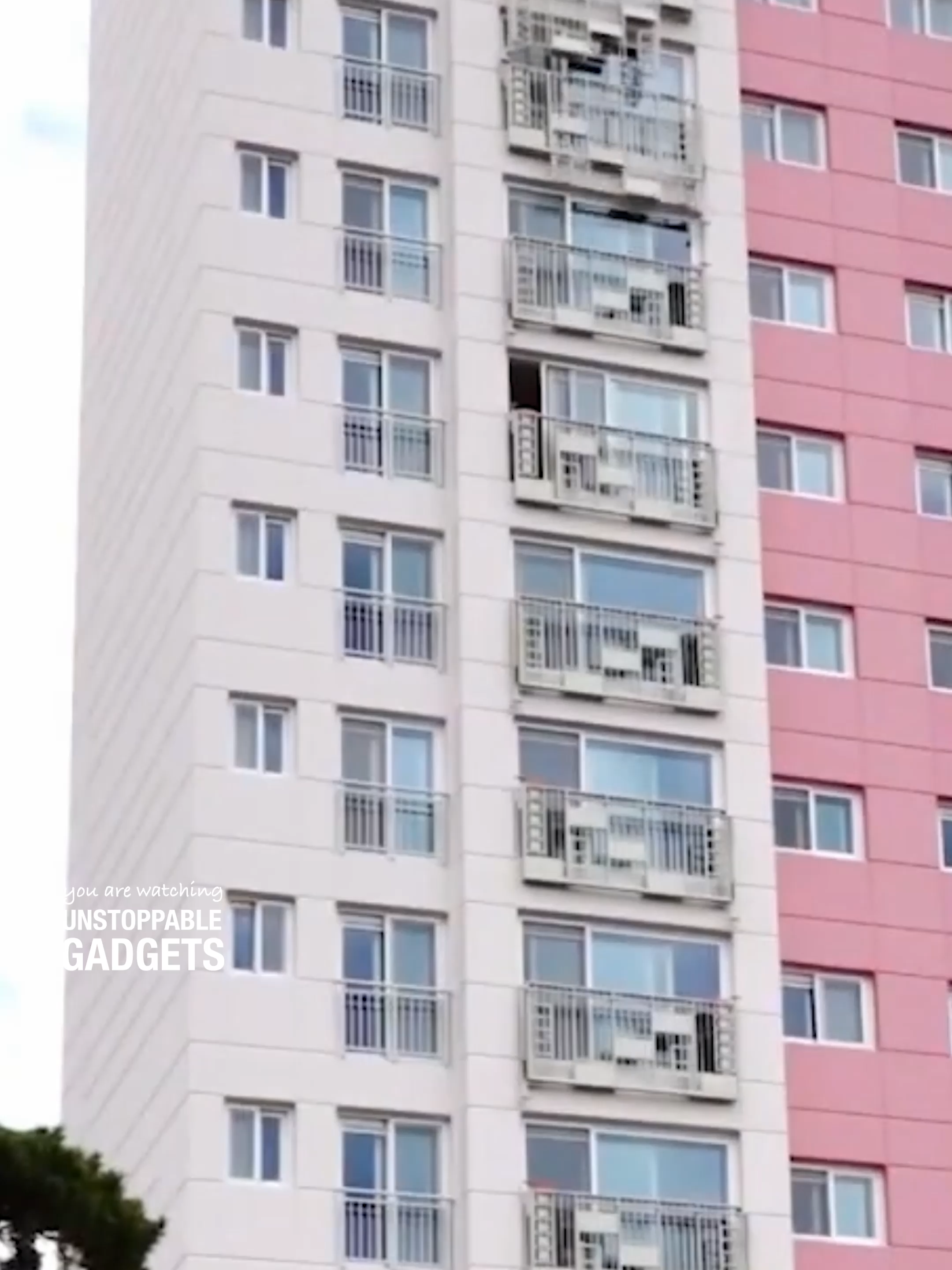 These escape stairs take a minute to unfold https://youtube.com/shorts/F7tY8oHYCCU MAGIC ESCAPE STAIRS https://www.youtube.com/shorts/rqkTnrFyfpU