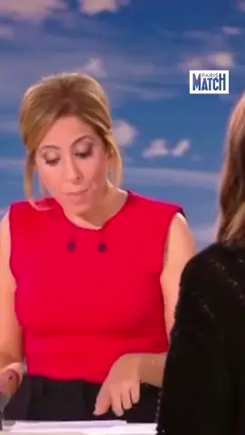Moment de flottement hier soir au JT de 20h. Invitée pour parler de ses projets, Marion Cotillard a dû corriger Léa Salamé après une confusion sur la date de sortie du prochain film de Guillaume Canet. La journaliste est ensuite revenue sur la séparation Cotillard/Canet, une question jugée intrusive par de nombreux téléspectateurs. Gênée, l’actrice a simplement répondu : « Merci ça va. Et vous ? » 🎥 France Télévisions #sinformersurtiktok #onregardequoi 