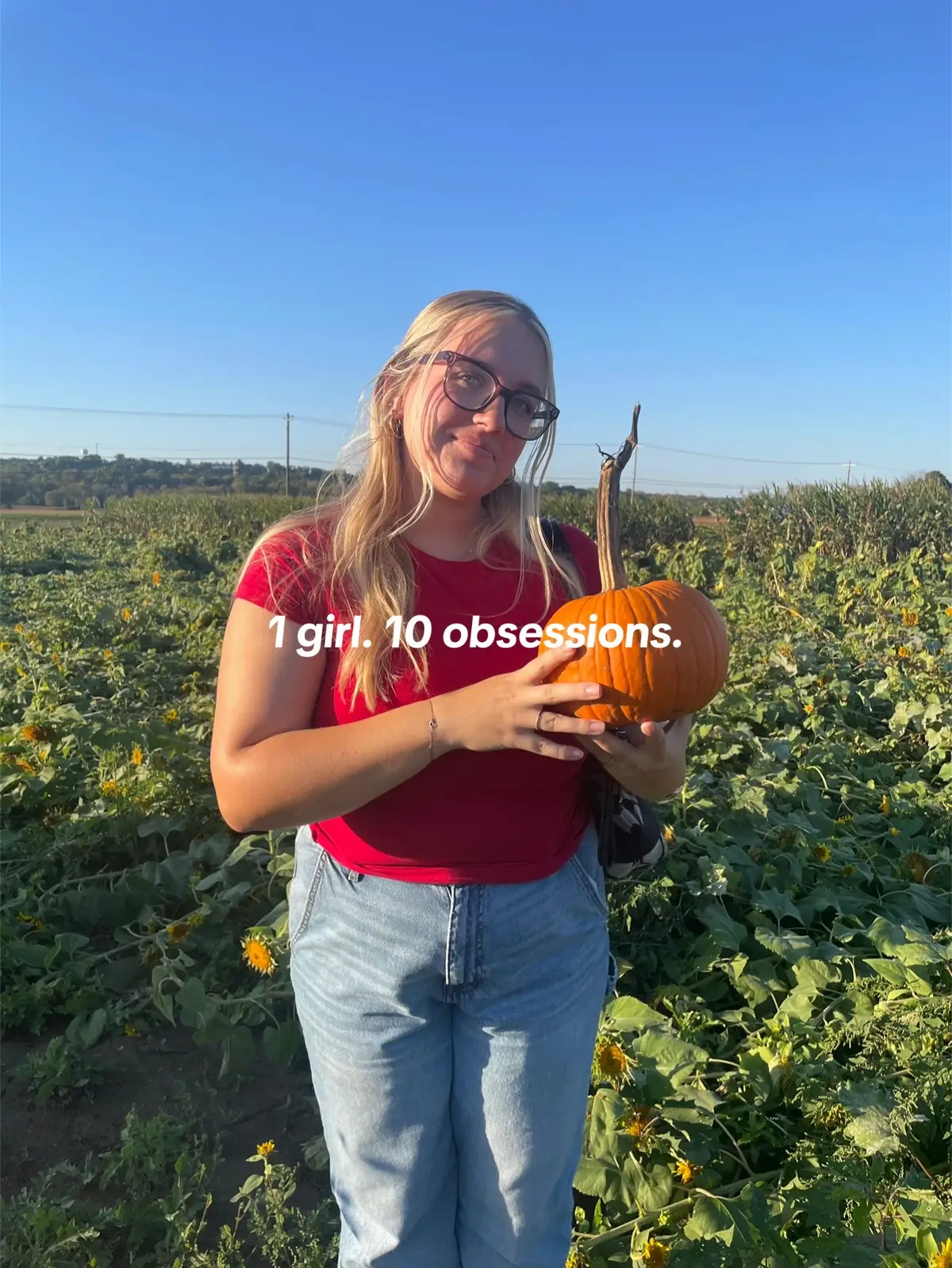 I don’t think I will ever get over my obsession with mac and cheese🤷🏼‍♀️ #1girl10obsessions #trending #relateable #aesthetic #contentcreator @7brewcoffee @rhode skin @DIBSBEAUTY @Kylie Cosmetics 