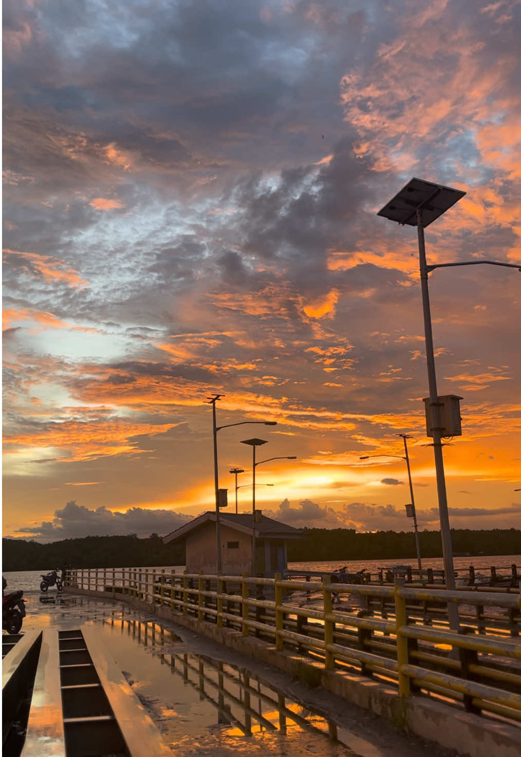 🌄.                                                                 .     .    .         .                                #sunset #melayupride #melayukalbar #melayutiktok #adatmelayu 