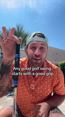 Want lower scores? It starts in your hands. Master your grip and watch your game transform 🌟 #GolfGame #GolfImprovement #GolfLife #GolfTrainingAid #golfconsistency 