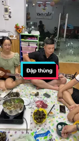 Guitar đập thùng đệm hát#guitartok #tuhocguitar 