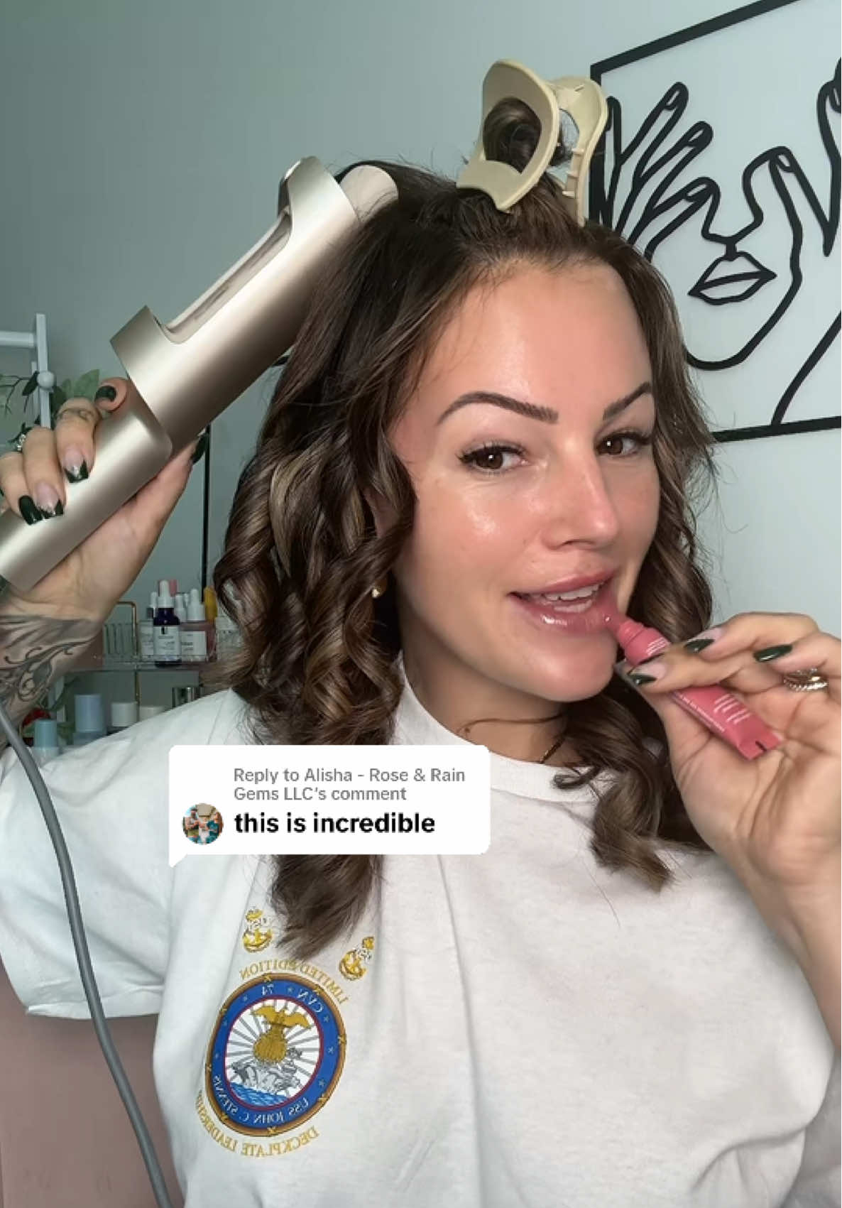 Replying to @Alisha - Rose & Rain Gems LLC this is the easiest and most convenient curling iron that curls your hair for you !!  #tymocurlsbounce #curlstymo #superbrandclub #tymobeauty #automaticcurlingiron 