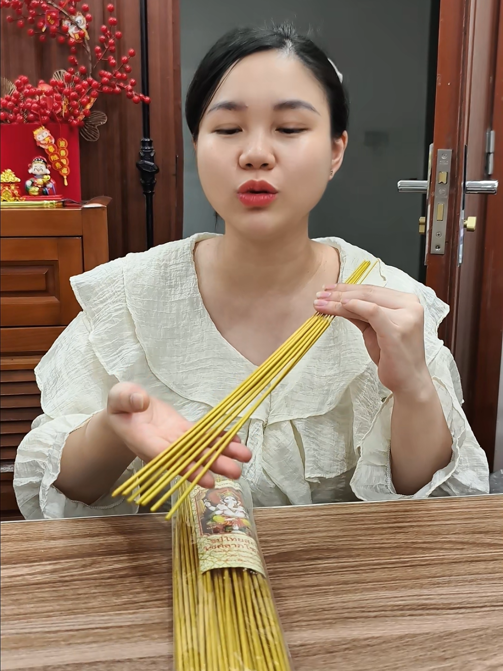 Nhang cuốn Thái , nhang ban thờ #nhangthantai #nhangbantho #cotiennhaxinh 