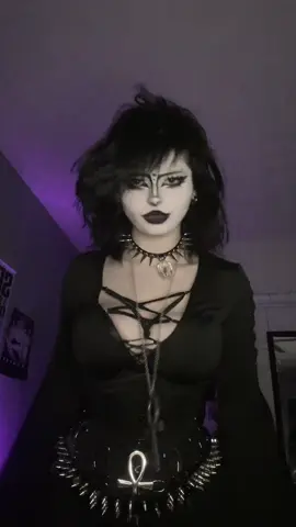 This audio makes me laugh srry  patreon: malmalirl  #goth #gothgirl #gothic #gothtok #gothmakeup #emo #alt #emogirl #alternative #altgirl #alternativegirl #gothicstyle #gothfashion #gothgf #fyp #fypシ゚viral #fypシ #fypage #gothbabe 
