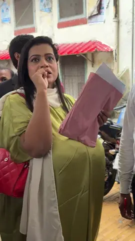 বুকে পাথর বেদে আসলেন আদালতে, আদালতে সানাই মাহবুব।#bangladesh #donated #copyright #donatedraju 