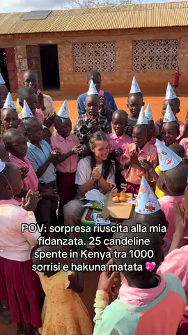 POV: sorpresa riuscita alla mia fidanzata. 25 candeline spente in Kenya tra 1000 sorrisi e gioia infinita 💖 #kenya #safari #sorpresa #compleanno #fidanzata 