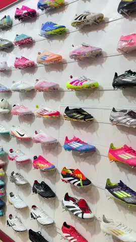 godaan para pemain bola🤩#sepatubola #adidas #nike#predator #parissports 