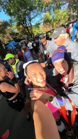 T-5 days - which is so crazy!! Vid inspo @liz ☻ london 💗  #berlinmarathon #nycmarathon #londonmarathon #marathon #runtok  