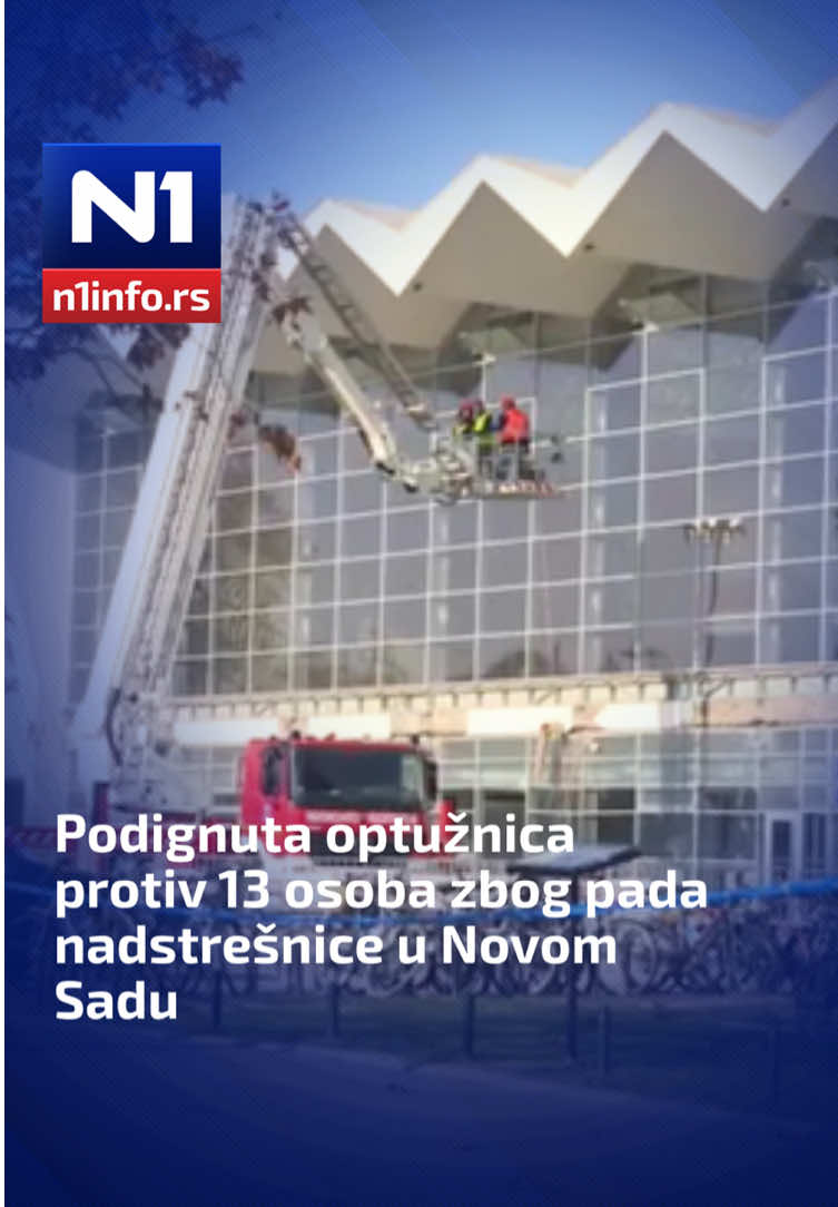 Više javno tužilaštvo u Novom Sadu je, nakon dopune istrage, podiglo optužnicu protiv 13 osoba, uključujući bivšeg ministra saobraćaja Gorana Vesića i bivšu direktorku Infrastrukture železnice Srbije Jelene Tanasković, zbog pada nadstrešnice na ulazu u Železničku stanicu Novi Sad, u kom je poginulo 16 osoba.