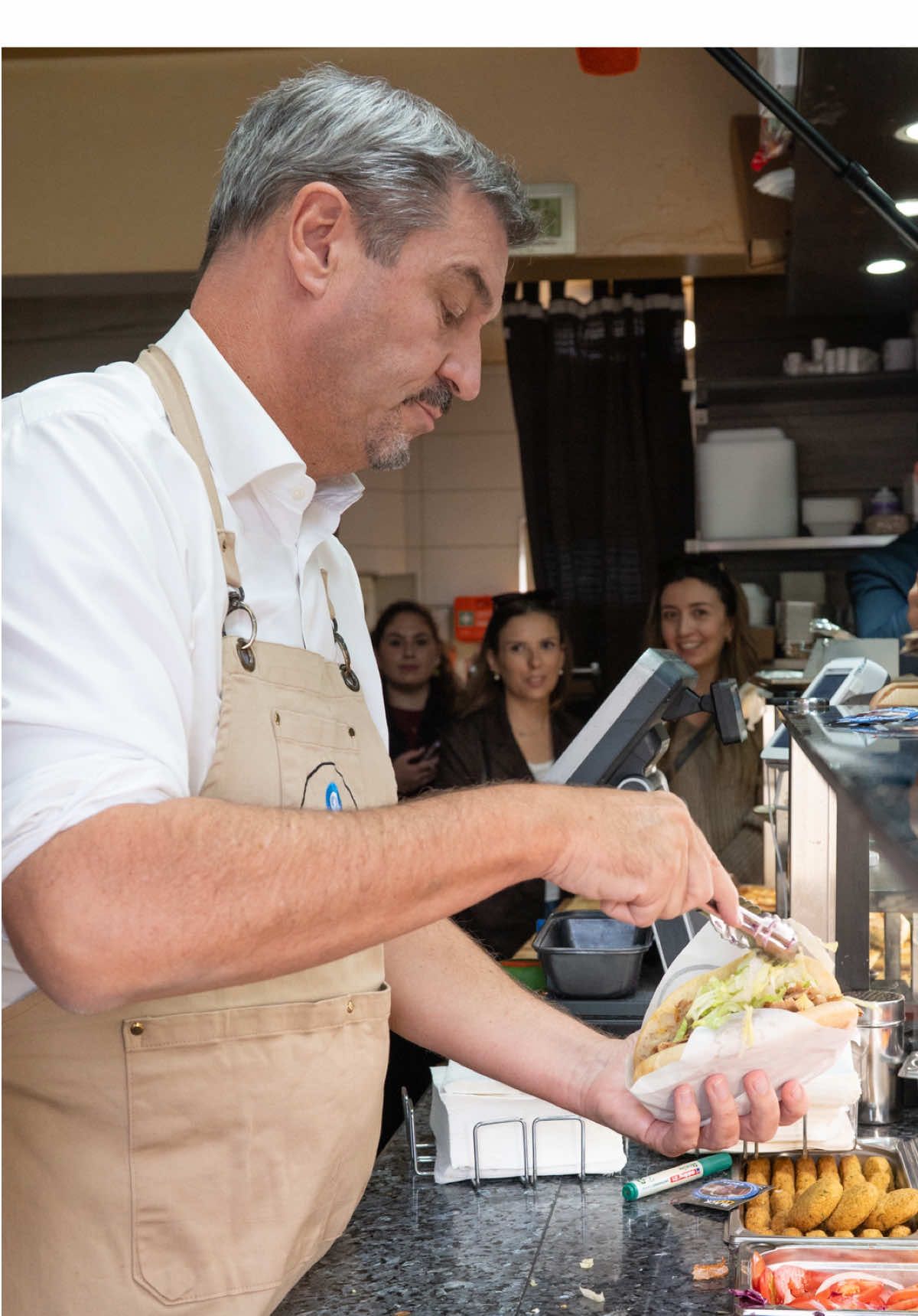 POV: Du willst dir einen Döner holen und Markus Söder ist dein Dönermann #söderisst #söderkebab #markussöder #csu #döner