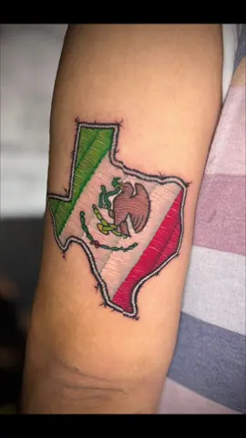 Primera vez haciendo este estilo de tatuaje🙈 para preguntas oh cotizaciónes puedes mandarme mensaje a este número 8329960806 Ig: Jovastattoo #tattoo #viral #houstontx #paratiiiiiiiiiiiiiiiiiiiiiiiiiiiiiii #mexico🇲🇽 