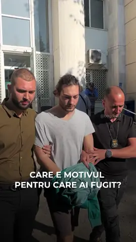 Polițiștii l-au prins azi, după două zile, pe Toto Dumitrescu. Mi-a zis unde a fugit 🤷🏻‍♂️ A fost găsit într-un apartament din Pipera, după ce a fugit de la accidentul de pe Primăverii. Motivul? Nu știm. Cert e că polițiștii l-au testat și găsit pozitiv la cocaină