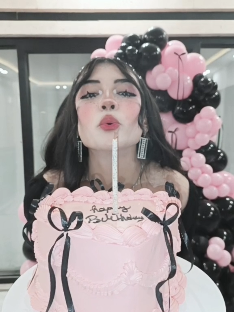 18 #foryou #فوريو #viral #yegane #foryoupage #happybirthday 