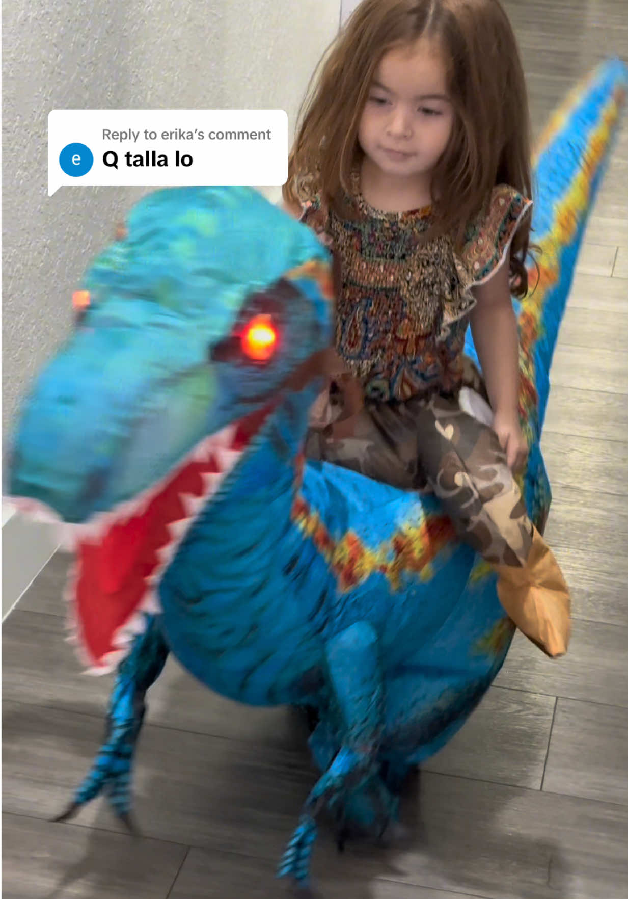 Replying to @erika  Dinosaurio inflable para disfraz de niños  #dinosaurios  #disfraz #disfrazhalloween #niños #trajes 