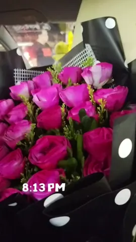 💐🩵 #dramaqueen #blessed #happy_me #gettingbouquet #fyp 