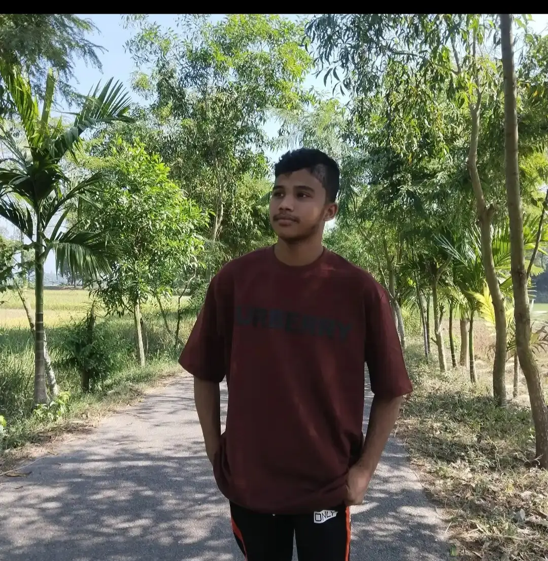 আমার কবরে ও একটি দরজা থাকবে।  তুমি টুকা দিয়ে দেখো প্রেমের জোড়া থাকলে!  অবশ্যই সাড়া পাবে ♥️💔🖤 