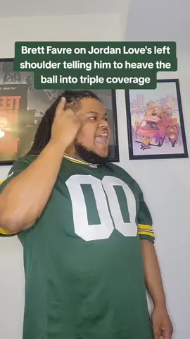 So far so good on Jordan Love not having any unnecessary T/O's 🤞🏿 #greenbaypackers #jordanlove #brettfavre #aaronrodgers #boondocks 