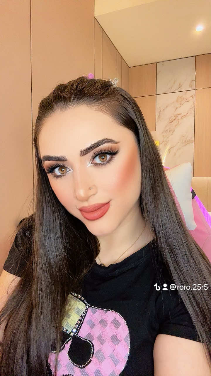 حاسبو بالدولاااتر 🤣🤣.                                        #explore #مشاهير_تيك_توك #LIVEIncentiveProgram #LIVEStory #PaidPartnership 