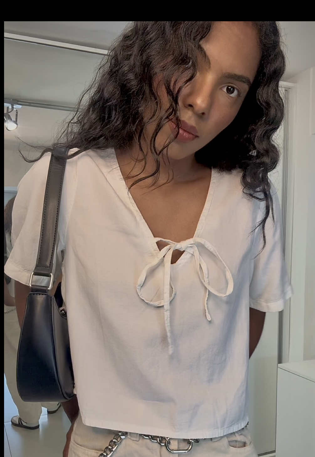 como saber que encontrou o look perfeito? a @C&A fez uma pesquisa que mostrou os 5 sentimentos quando a gente encontra o look perfeito e eu te explico como identificar e nunca mais comprar roupa que não vai usar! 🪞👖💕✨🧠☕️🫶🏽 Quem encontra o look, sente! #publi