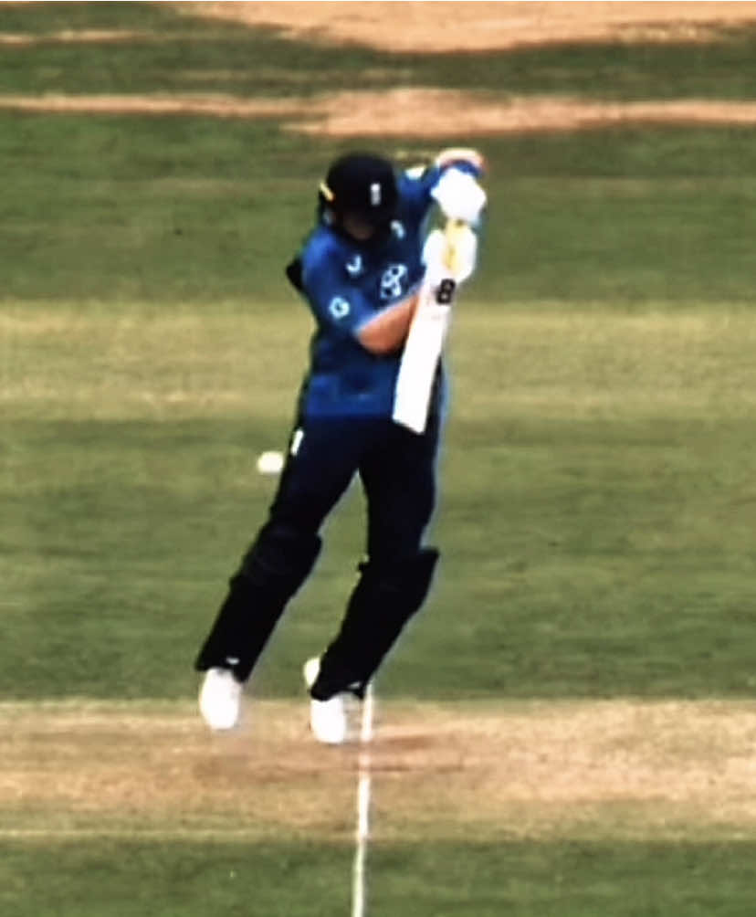 Flying Root 😳#creatorsearchinsights #viralvideo #fyp #cricketlover #joeroot 