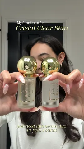 These serums are about to change your entire skin game ✨ Our Hyaluronic Acid Serum delivers deep hydration, while our Vitamin C Serum brightens and evens your glow. The perfect duo for radiant, healthy skin! 💧🍊 #CristalCosmetics #skincare #skincareessentials #skinessentials #vitaminc 