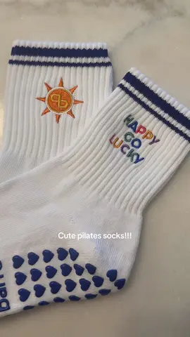 Happy go lucky grip socks☀️☀️☀️ #pilabarre #pilatessocks #solidcoresocks #gripsocks 