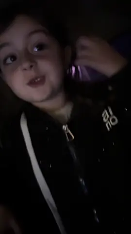 Uzaqdan yaxşı görsənə bilərik yaxindan lap mükəmməlik 😂