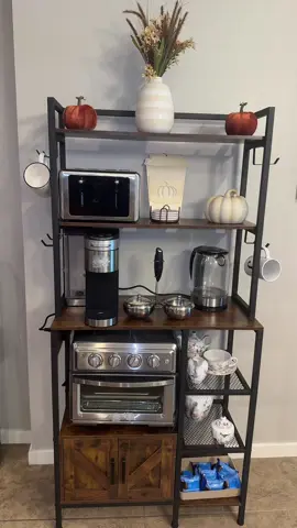 Kitchen shelf                                          #kitchenshelf#coffeebar#muebles        #shelf#cosina 