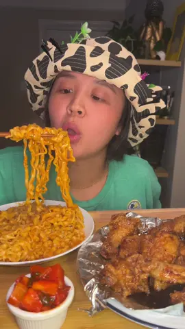 Carbonara Buldak with Korean fried chicken… yall no words, this combo is ELITE!! Check out and support Raleigh’s local business, the KFC is from a hole in the wall called Soo Cafe off Capital Blvd, get the soga sauce it’s sooo good we eat this like 2-3 times a month lol  #fyp #m#mukbangfood #fyppppppppppppppppppppppp #asmr 