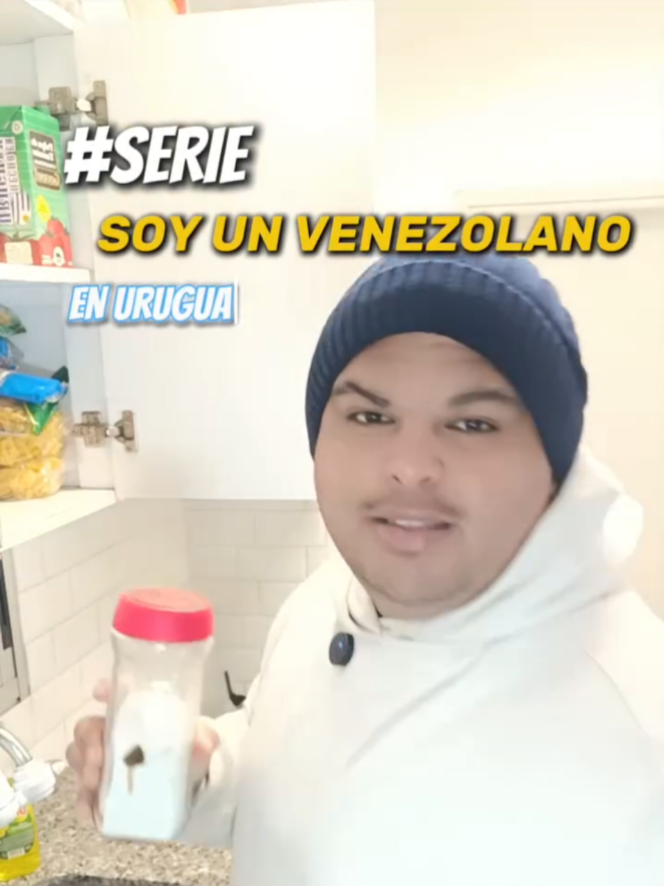 Cap. 1/6 #Serie  Un Venezolano en Uruguay  Vivo en Montevideo🌇ya hace 9 años📍🇺🇾 historias muchas y sin duda alguna  amo esta ciudad con locura, siempre le soy agradecido por permitirme llamarla hogar🏡🫀por permitirme vivirla con todos sus climas🌦️y sus colores🌅 y claro que mis amigos mas autóctonos🤪 siempre me dicen, esté ya se uruguayiso🧉🤭 pero más allá de vivir inmerso en la cultura, algo que siempre me disfruto mucho, es el poder responder a cualquiera con un simple ta o con un ahí va, pero con acento caribeño🤣🤣la gente queda sin entender nada🤭y siempre sentiré orgullo de que cuando me saluden por la calle me llamen El Venezolano, El Pana, El Caribeño😊🇻🇪🫂 porque son esas palabras las que me hacen sentir que claramente ahora soy de allá pero también de acá😉y quien me quita lo bailado🕺🏽🤪 Tu qué leíste hasta acá🙃deja tu comentario📱los leo🫣 Ayúdame a llegar a más personas🥹por fa🙏🏽  ❤️Comparte📱 y sígueme🚁 Hagamos juntos que el 🌎 conozca Sudamérica✈️de una manera diferente. #conocesudamerica #sudamerica  #southface #southfacetravel 