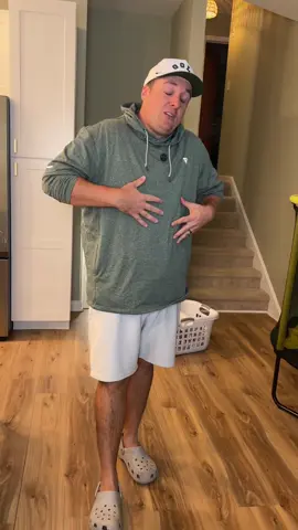 An honest gold clothing review! These pullovers are legit! Nice quality stuff as well. #golf #golfer #pga 