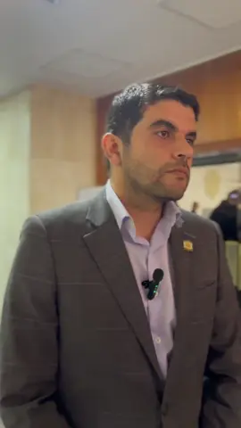 Al interior del gobierno hay una pelotera y nadie sabe nada. Fracasó el programa de sustitución de cultivos y no cumplieron las metas que ellos mismos se trazaron  Ahora aparecen con la misma excusa a echarle la culpa al @Centro Democratico descertificación