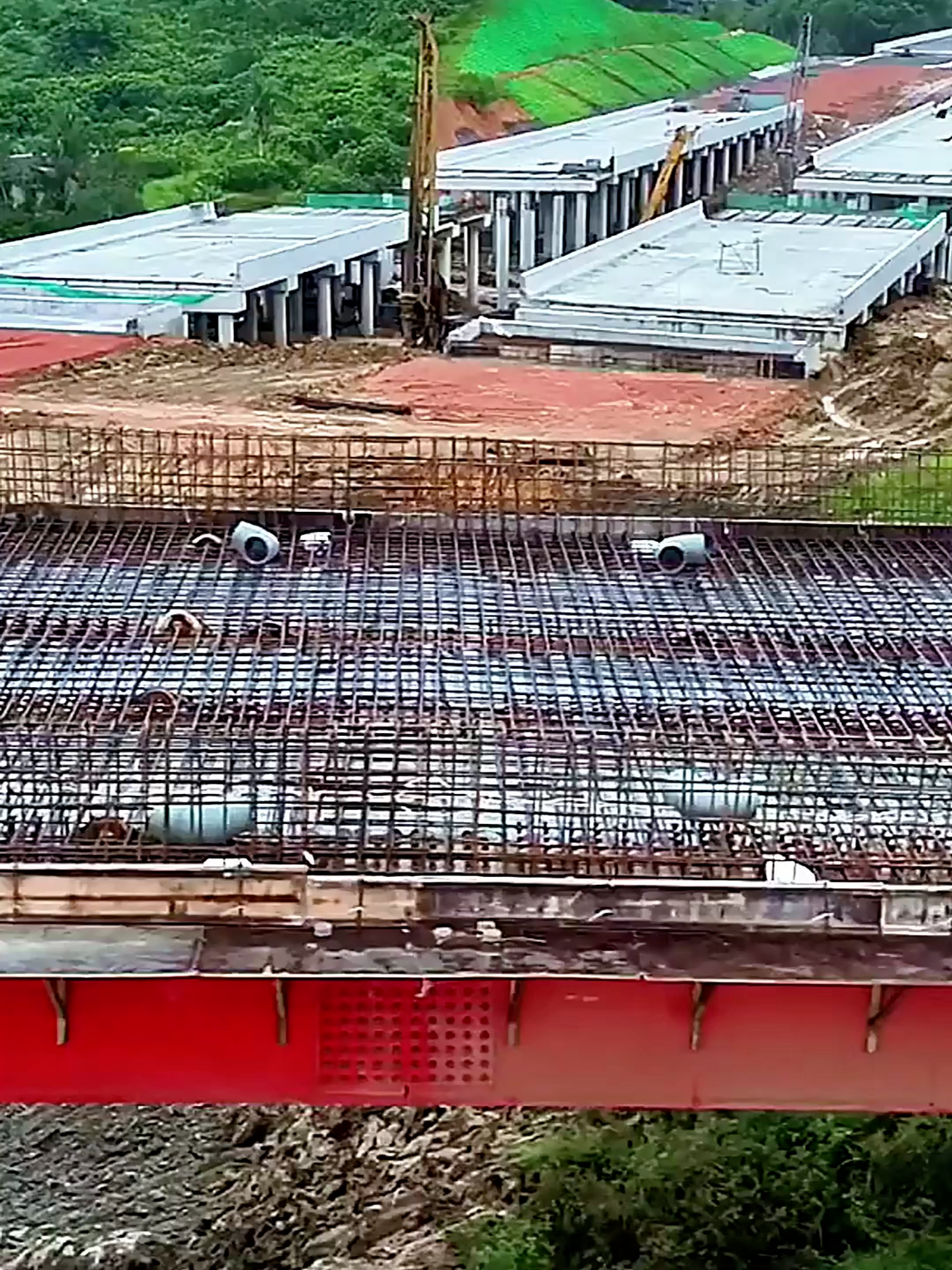 Progres pembangunan Tol Balsam KM 11 Karang Joang #indonesiamaju #ikn #nusantarabaruindonesiamaju🇮🇩🇮🇩 #architektur #istanagaruda #istananegara #jalantol