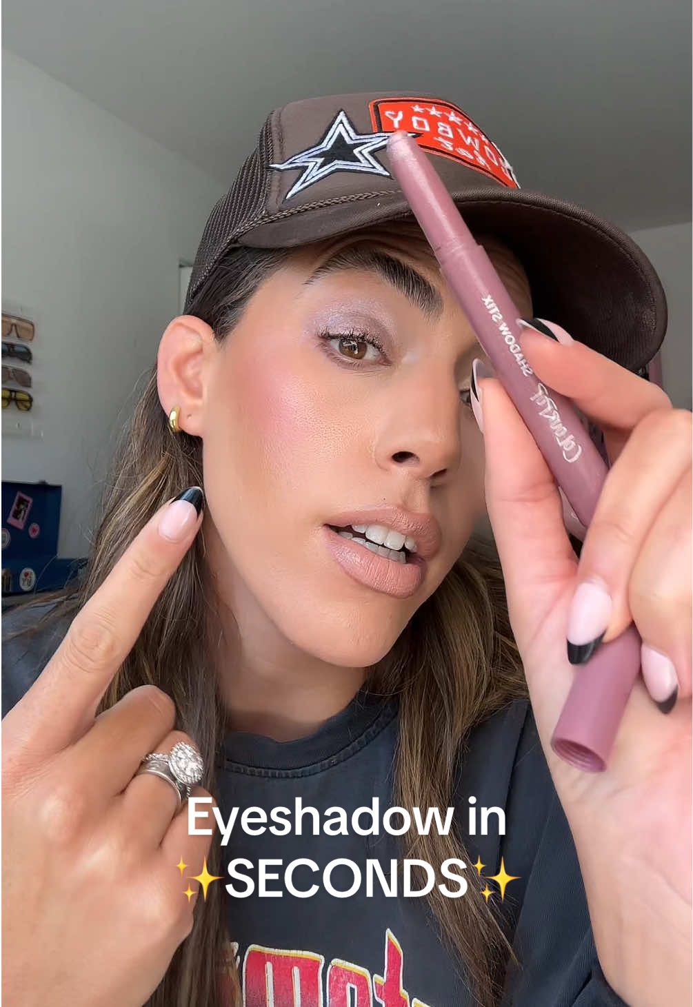 Takes maybe 30 seconds to get your eyeshadow done with these @ColourPop Cosmetics shadow stix! These are great stocking stuffers! #colourpop #colourpopcosmetics #eyeshadow #eyeshadowtutorial #easyeyeshadow #eyeshadowstick #tiktokshoprestock #tiktokshopcreatorpicks #fallfreshness #tiktokshopfalldealsforyou #tiktokshopblackfriday #tiktokshopcybermonday 
