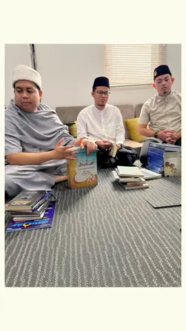 Kita tidak pernah tahu jalan terbaik untuk kehidupan kita. Tapi kebaikan pasti akan datang kalau kita mampu berbaik sangka kepada Allah Swt. 