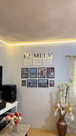 Our memory wall💗  #magneticwallframe #magneticdisplayframe #selfadhesiveframe #pictureframe #wallframe 