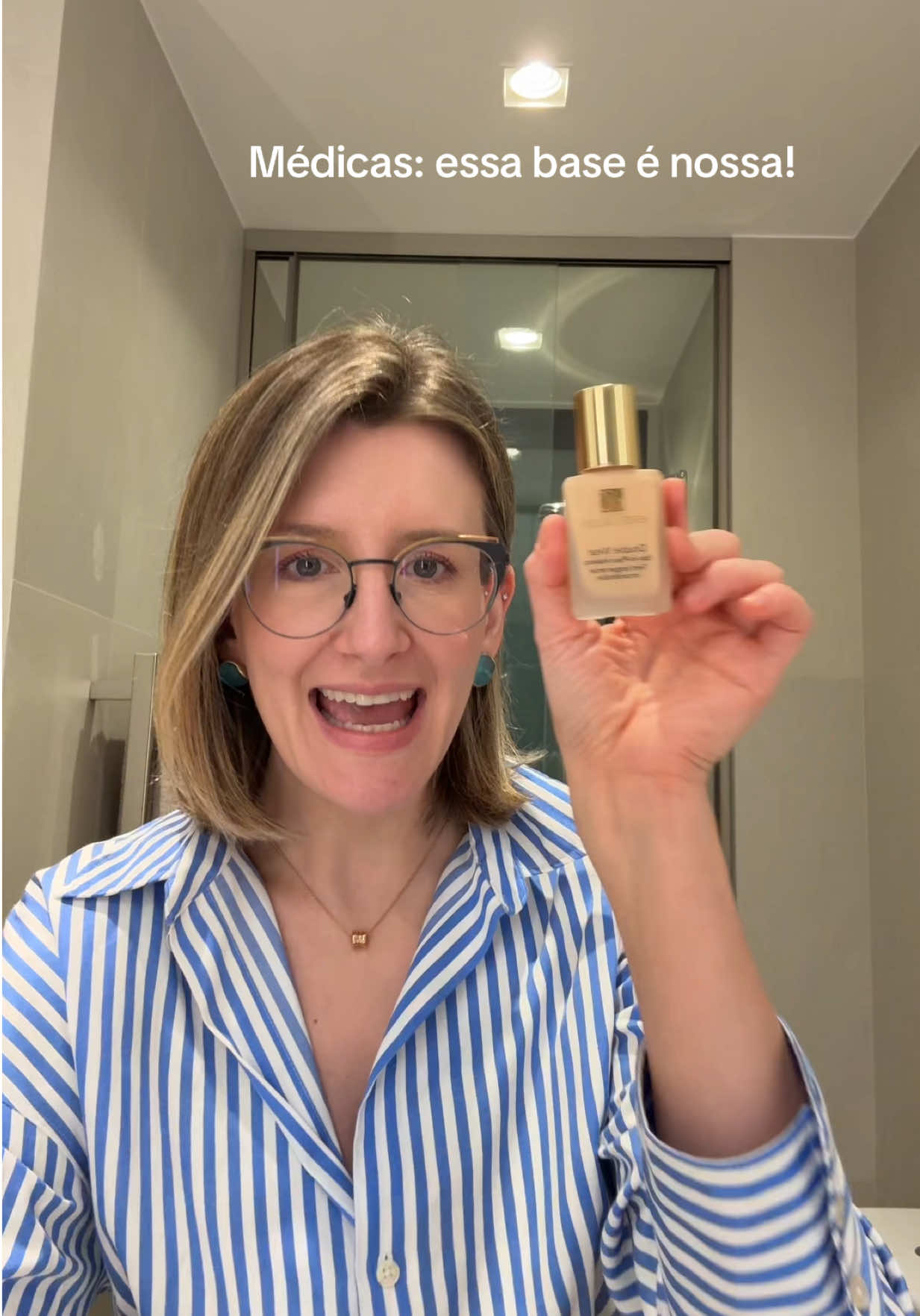 Essa me conquistou! #dermatologistasbd #dermatologistajardins #dermatolgoistasp #esteelauder #doublewearfoundation 