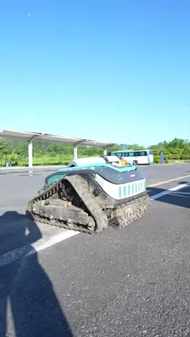 Widened and thickened crawler mower | KOHAM RC Lawn Mowers.#lawncareOEM #mowingtiktok #satisfying #viralvideoTK #❤🔥koham 