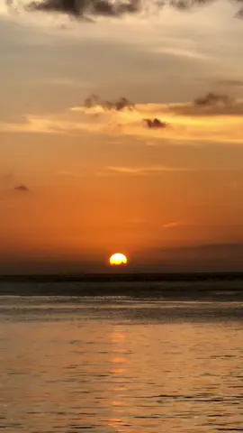#4u #xybca #senja #dirumahaja #timurpride #timursong #foryoupage #fyp #sunset #lagutimur 