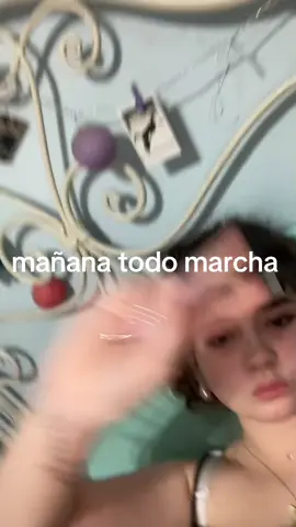 a veces quedarnos quietos es dejar que otros decidan por nosotros…