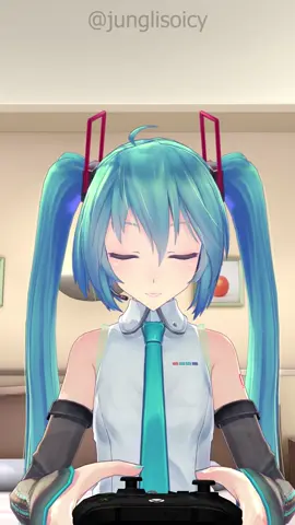 IShowMiku tries to keep her composure with a fan #fyp #kasaneteto #teto #miku 
