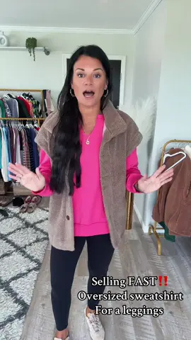 Leggings outfit ideas 🔥 sale ends soon #tiktokshopcreatorpicks #tiktokshoprestock #leggingsoutfit #fashiontiktok 